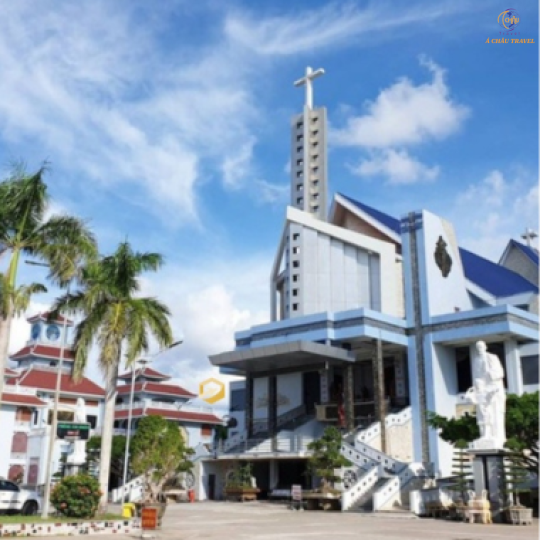 Viếng Đức Mẹ Nam Hải – Cánh Đồng Điện Gió Bạc Liêu – Chùa Đất Sét – Chùa Dơi