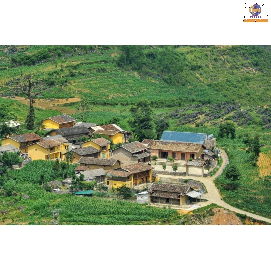 Sài Gòn - Hà Giang -  Cao Bằng - Hồ Ba Bể -  Hà Nội